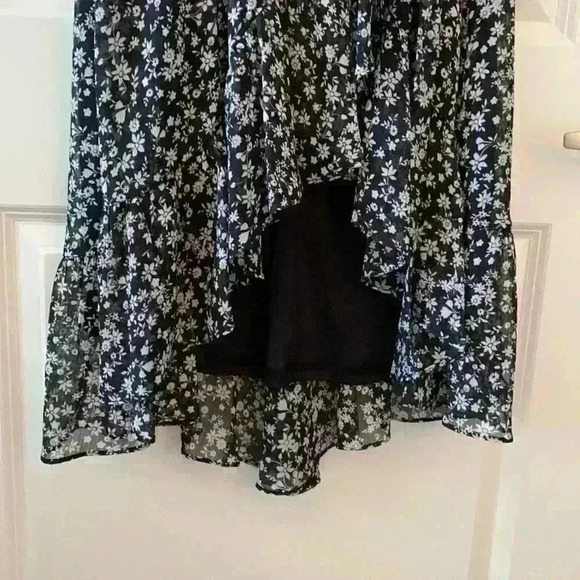 Calvin Klein floral midi dress - Picture 2 of 7